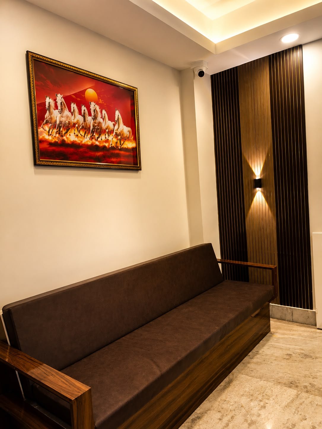 🛋️ Lounge & Waiting Area